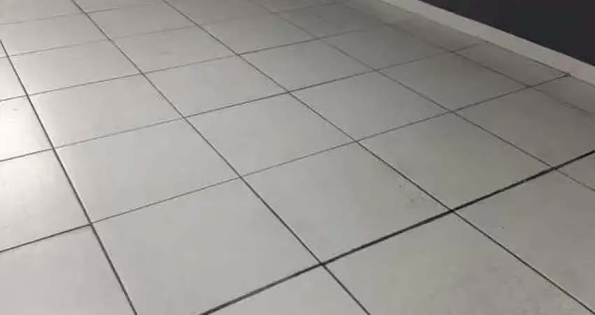 Box Garagem de 29.95m² no bairro Centro