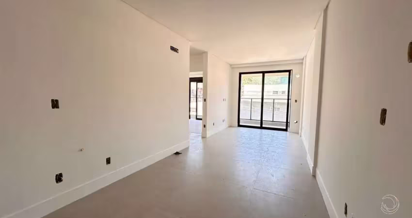 Apartamento de 2 dorms no bairro Saco Grande