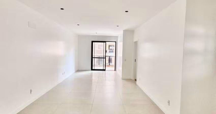 Apartamento de 4 dorms no bairro Itacorubi