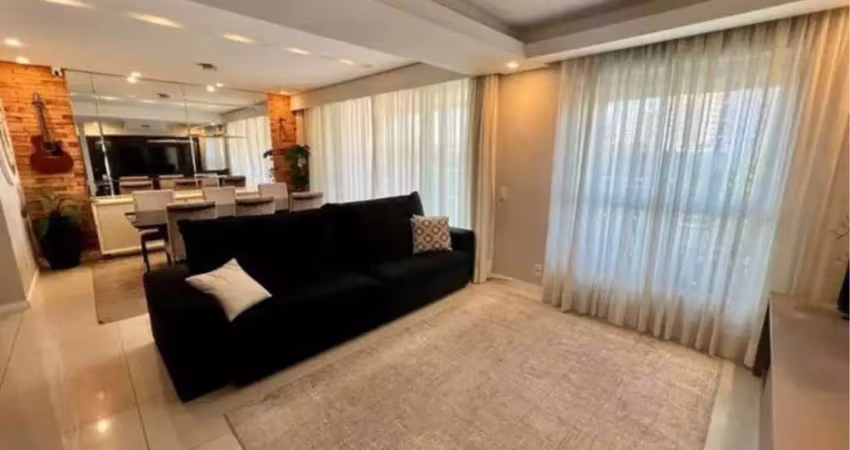 Apartamento de 4 dorms no bairro Pedra Branca