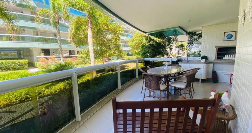 Apartamento de 3 dorms no bairro Praia Brava