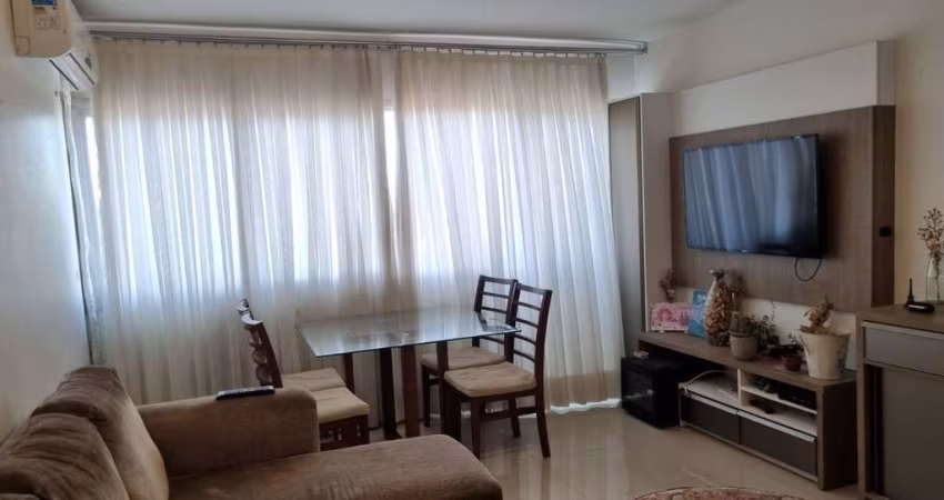 Amplo apartamento com vista mar