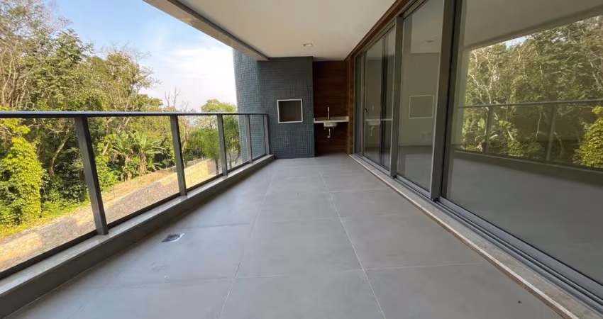 Apto de 3 dorms. e 165m² em Cacupé