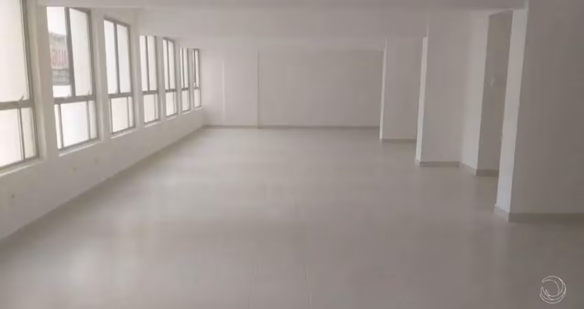 Sala comercial de 211m² no centro de florianópolis.