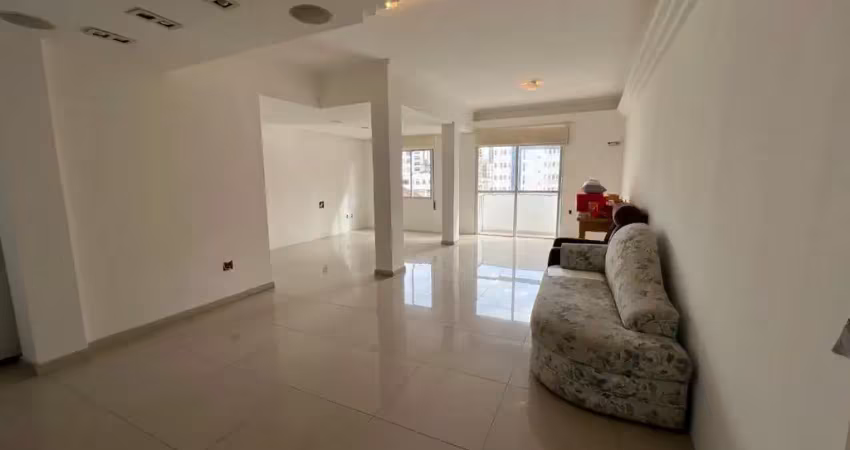 Apartamento com 3 quartos à venda na Rua Presidente Nereu Ramos, --, Centro, Florianópolis