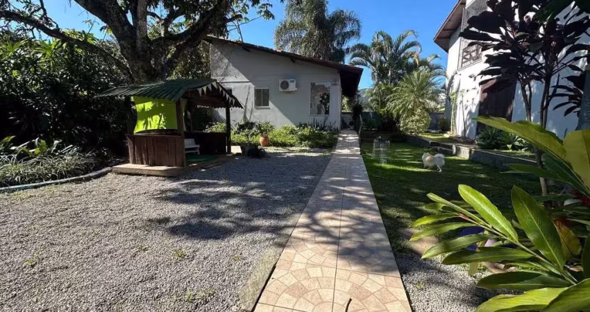 Terreno à venda na Rua Lúcio Vitorino de Souza, --, Santa Mônica, Florianópolis