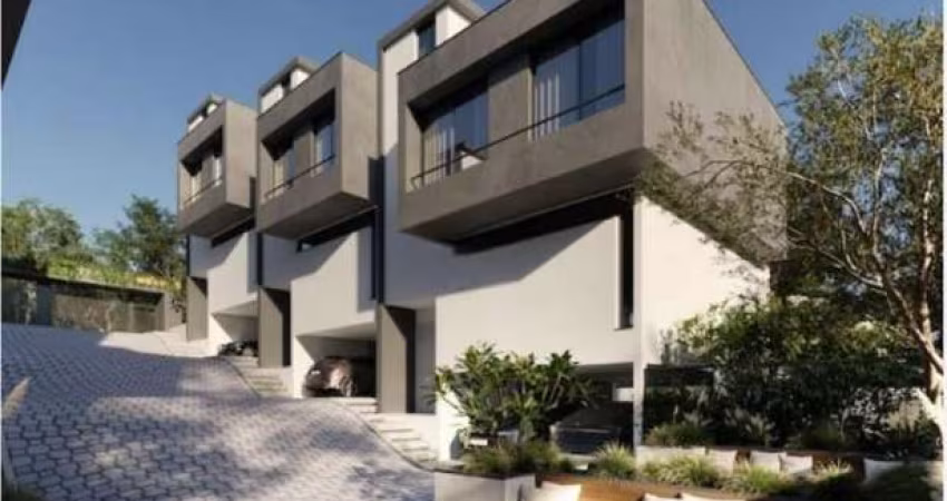 Casa alto padrão, em um dos lugares mais valorizados do Sul da Ilha