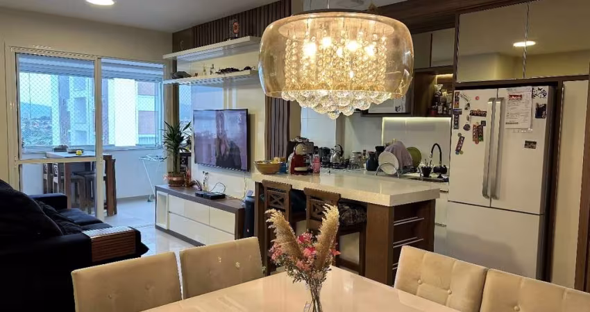 Apartamento com 03 dorms em Barreiros - São Jose