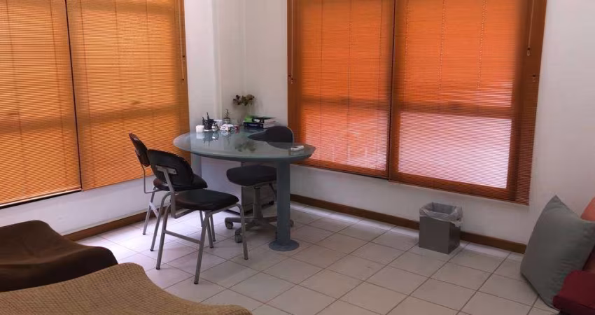 Ótima Sala Comercial no Centro de Florianópolis