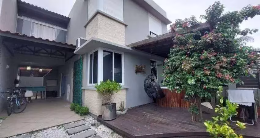 Casa com 3 dormitórios campeche com área churrasqueira e varanda coberta