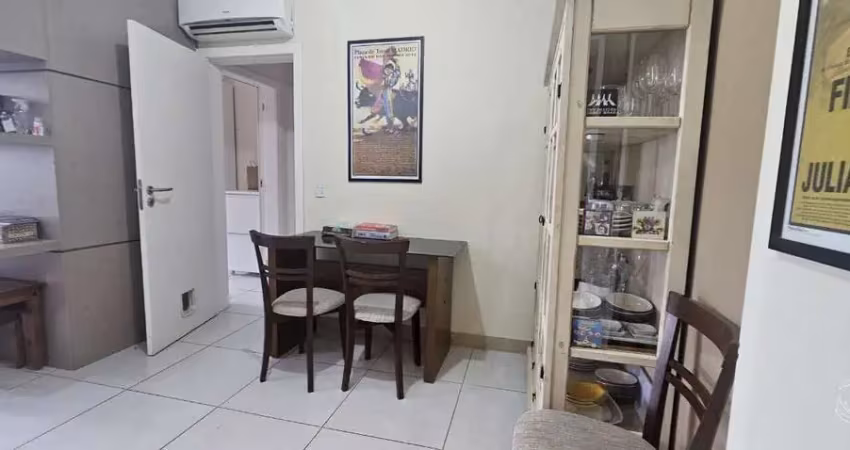 Apartamento com 2 quartos o bairro Itacorubi