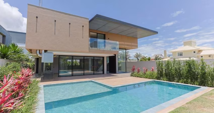 Casa Alto Padrão com 775,00m² e 6 suites em Jurerê Internacional