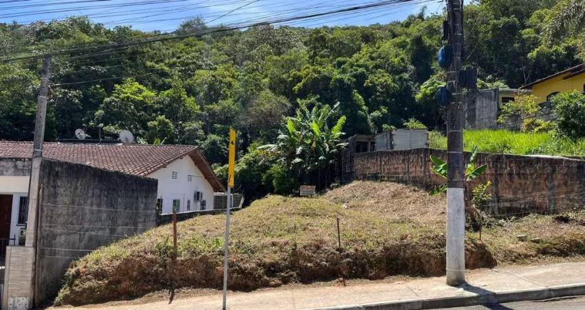 Terreno de 288m² em Biguaçu
