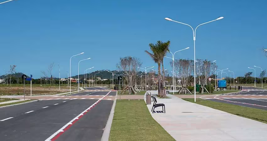 Terreno à venda na Rua Jardim dos Eucaliptos, --, Campeche, Florianópolis