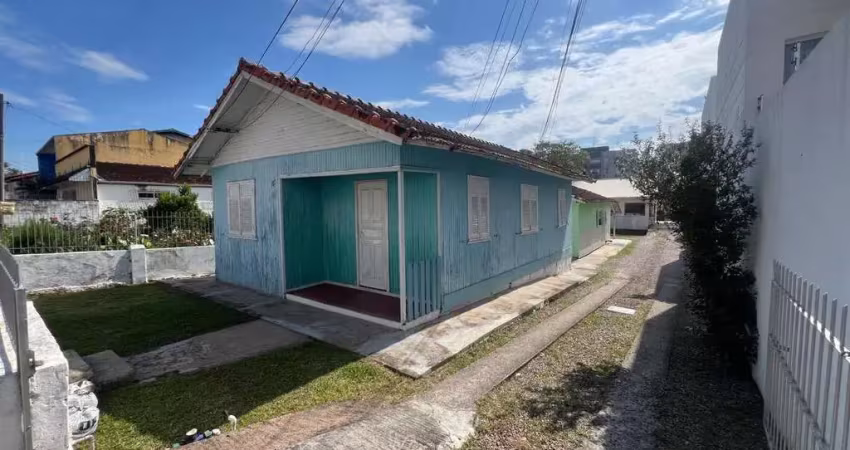 Terreno com626m² no bairro capoeiras, florianópolis.