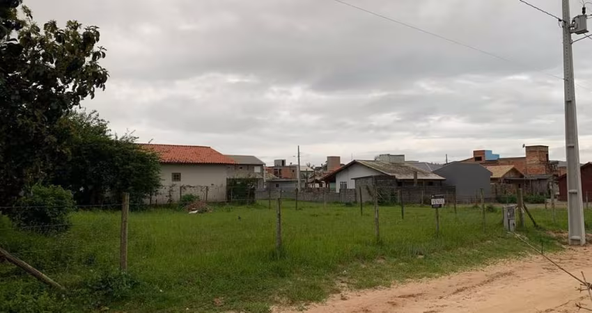 Terreno com 367,86m² no bairro Areias de Palhocinha em Garopaba