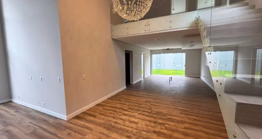 Casa Residencial com 4 quartos sendo 2 suítes na Pedra Branca