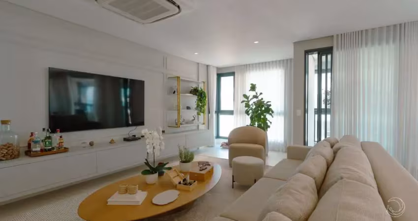 Apartamento Duplex de 198,95m² e 4 suítes em Jurerê