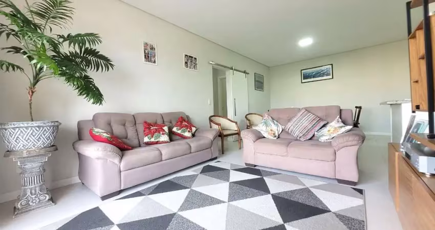 Apartamento com 3 quartos no bairro Açores