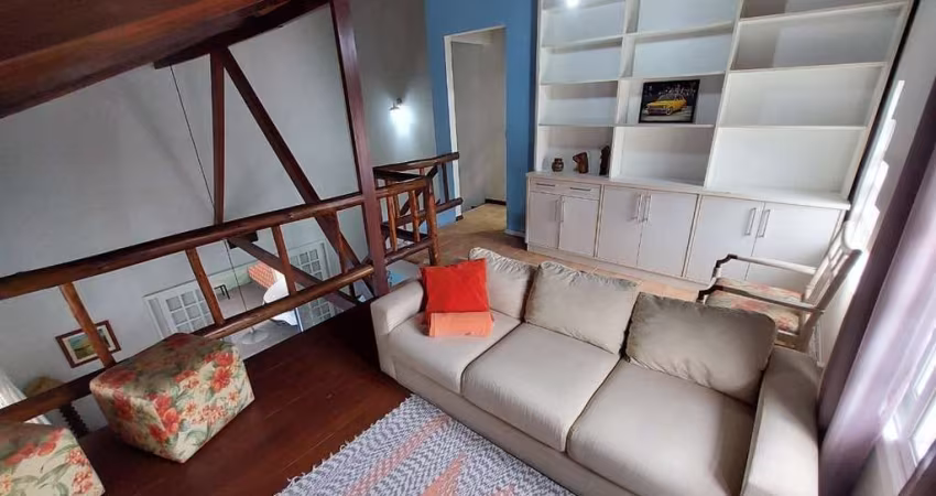 Casa de 246m² com 3 quartos sendo 1 suíte nos Ingleses