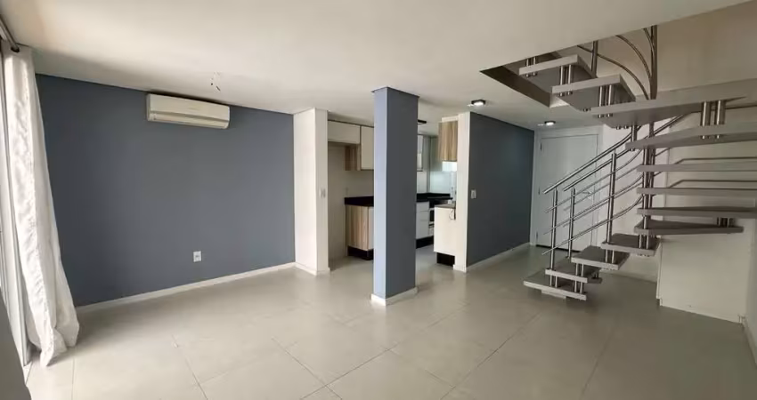 Casa com 2 suítes no bairro Morro das Pedras