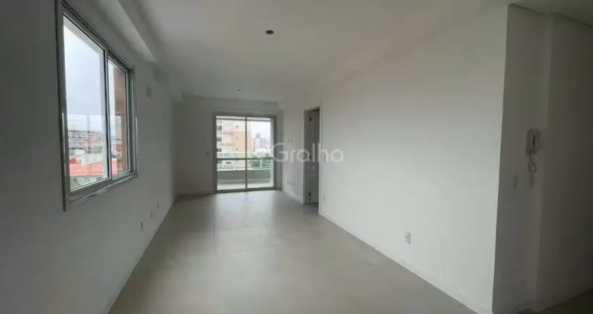 Apartamento com 3 quartos sendo 1 suíte no Estreito
