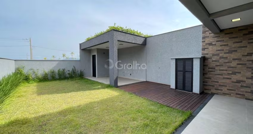 Casa de alto padrão com 3 suítes na Vargem do Bom Jesus, Florianópolis