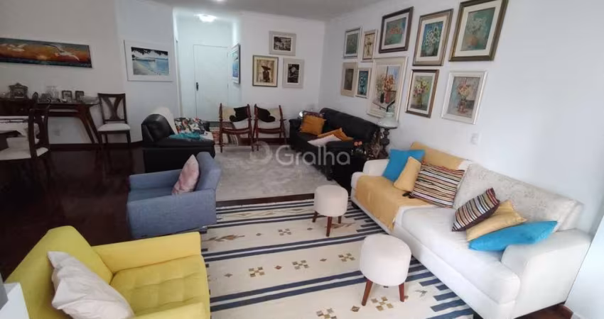 Apartamento de 148m² com 3 quartos no Centro