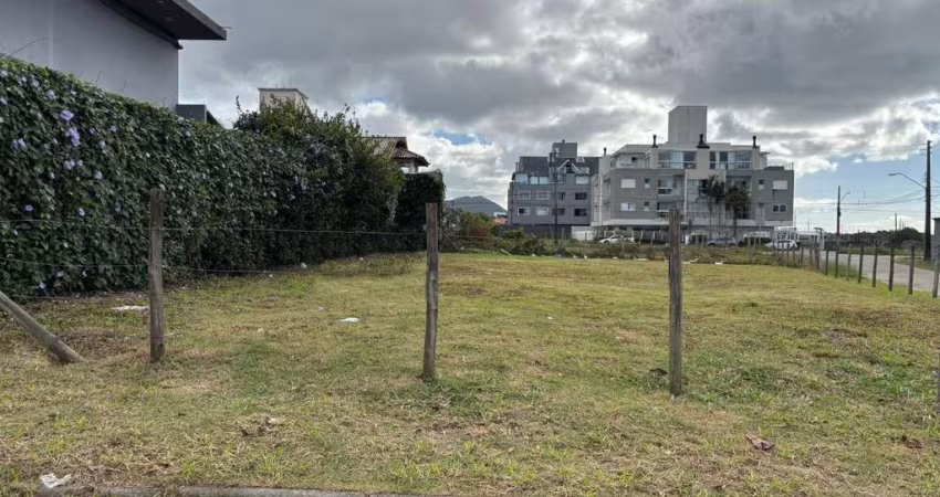 Terreno com 533,42 m² no bairro Morro das Pedras em Florianópolis -SC