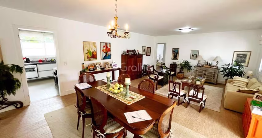 Casa de 479m² com 5 quartos sendo 2 suítes no Rio Tavares