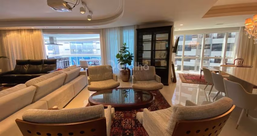 Apartamento de 221m² com 3 suítes na Agronômica