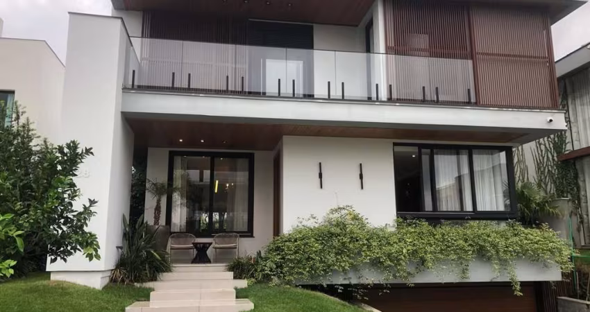 Casa com 3 quartos no bairro Morro das Pedras em Florianopólis - SC