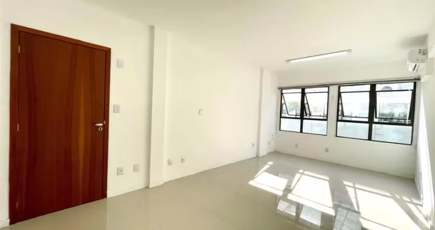 Sala Comercial de 24m² na Trindade