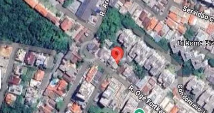 Terreno de 300m² na Trindade