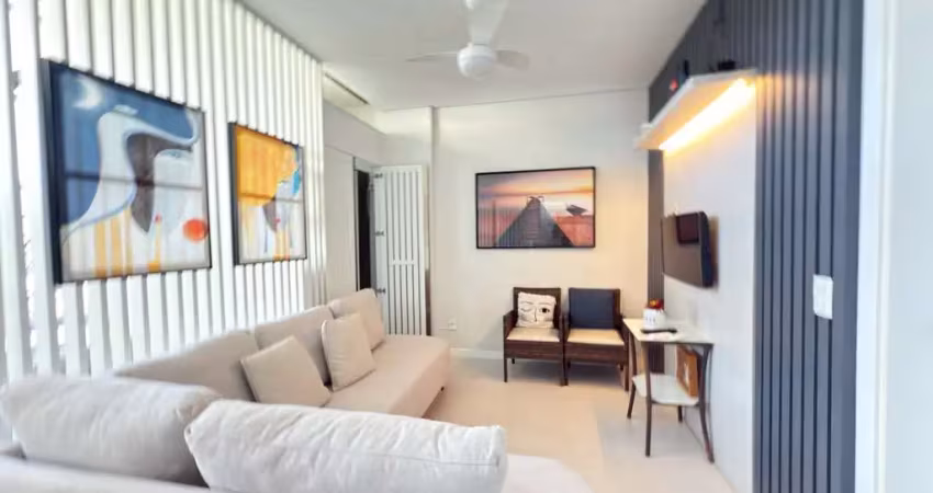 Apartamento com 1 suíte no bairro Açores
