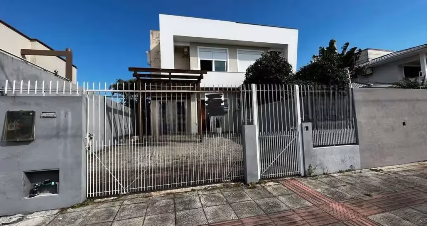 Casa com 3 quartos no bairro campeche em florianópolis sc