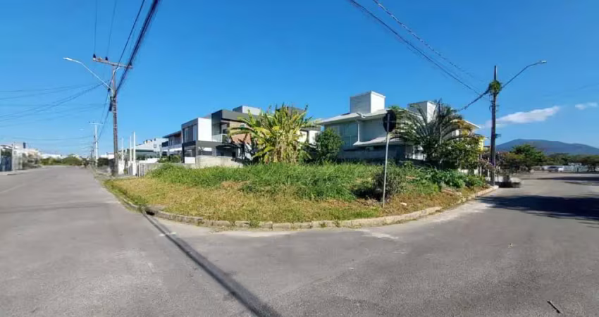 Terreno com 300 m2 no bairro campeche em florianópolis - sc