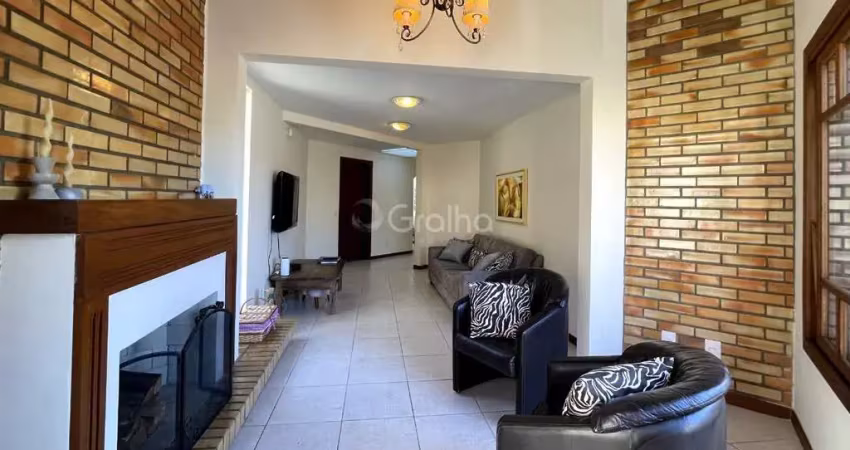 Casa de 308m² com 4 quartos sendo 3 suítes na cachoeira do bom jesus