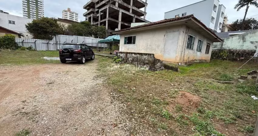 Terreno à venda na Rua Adão Schmidt, --, Barreiros, São José