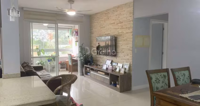 Apartamento de 82m² com 2 quartos sendo 1 suíte no saco grande