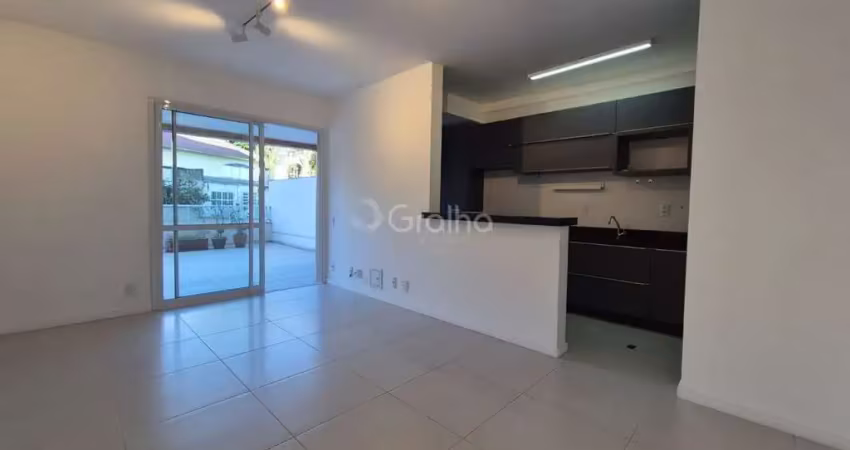 Apartamento de 123m² com 2 quartos sendo 1 suíte em itaguaçu