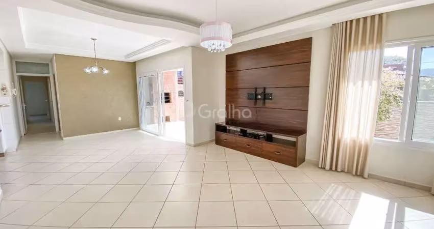 Casa residencial com 3 quartos no bairro carianos, florianópolis