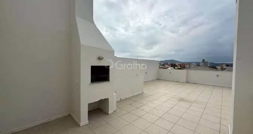 Cobertura com 3 quartos sendo 1 suite com 139m² em canasvieiras