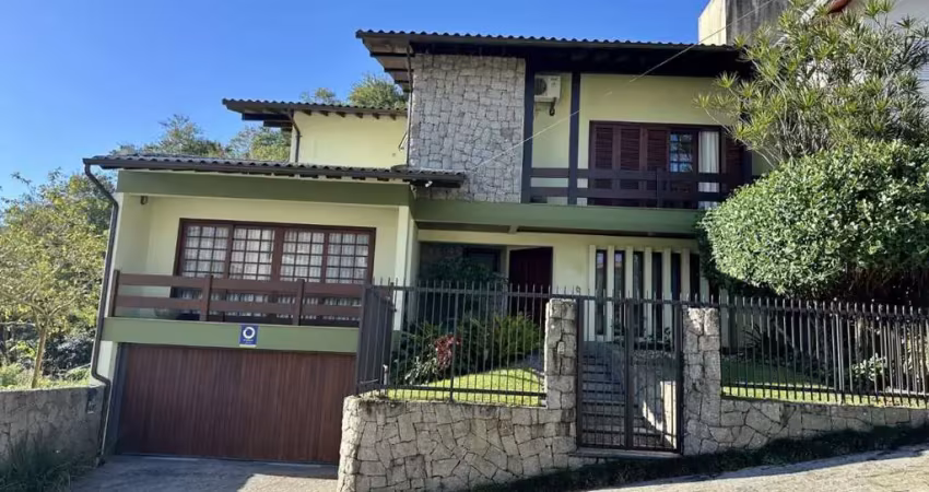 Casa com 4 quartos exclusiva no bairro itacorubi em florianópolis