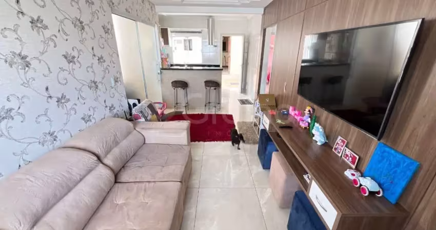 Casa com 2 dormitórios, 1 suíte com closet e edícula completa - madri, palhoça