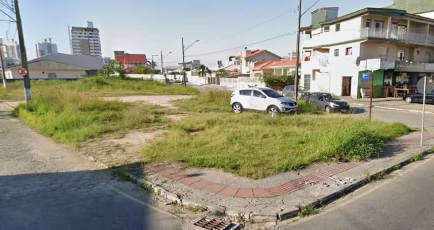 Terreno à venda na Rua Alcides da Rosa, --, Centro, Palhoça
