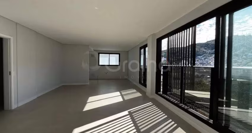 Apartamento de 113m² com 3 quartos sendo 1 suíte no centro