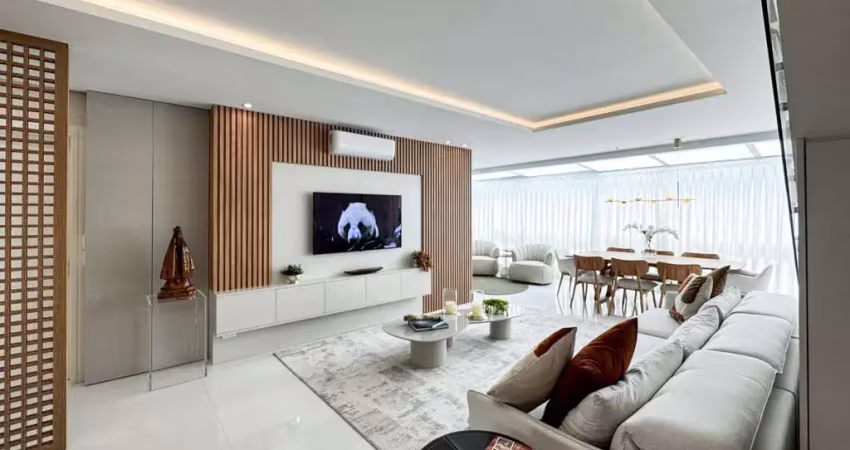 Cobertura duplex de 244m² com 3 suítes na agronômica