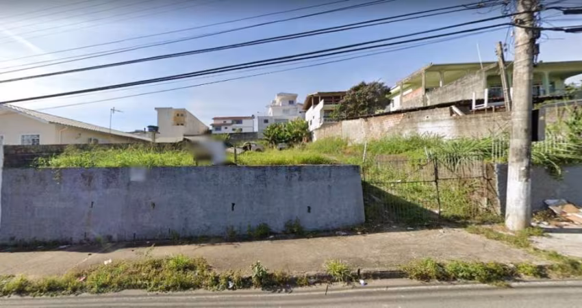 Terreno de 771m² no bairro Barreiros