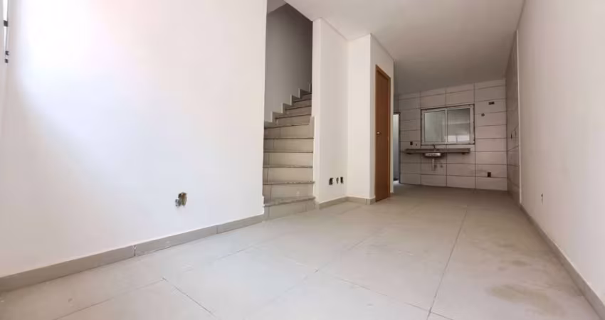 OPORTUNIDADE - CASA NO BOQUEIRÃO - EM CONDOMINIO - NOVA